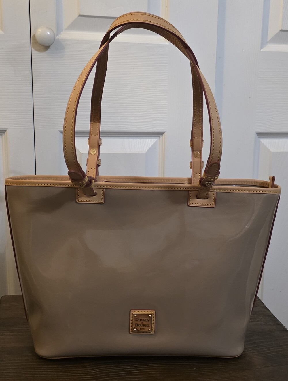 Dooney Bourke Glossy Patent & Vachetta Leather Larger Leisure Shopping Handbag